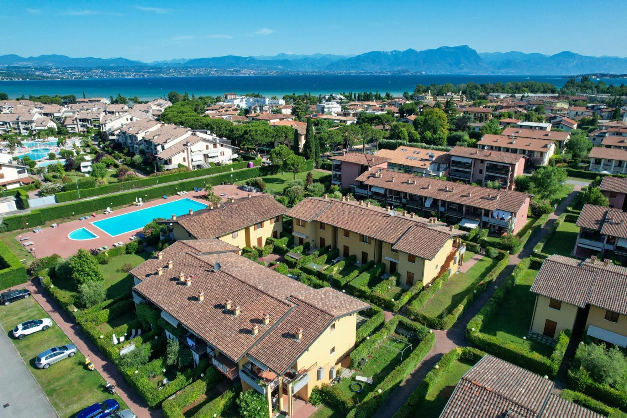 Appartamento Al Cascinale Дезенцано-дель-Гарда Экстерьер фото